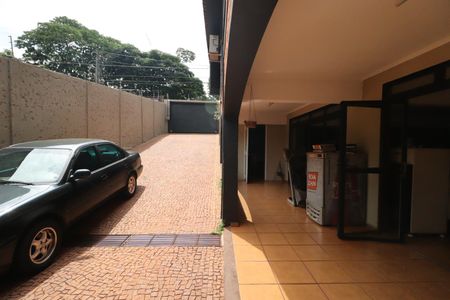 Casa para alugar com 560m², 7 quartos e 8 vagas Casa para alugar com 560m², 7 quartos e 8 vagasGaragem