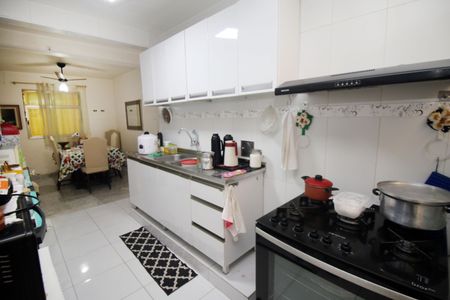 Apartamento à venda com 119m², 2 quartos e 3 vagasCozinha