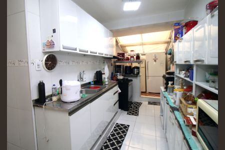 Apartamento à venda com 119m², 2 quartos e 3 vagasCozinha