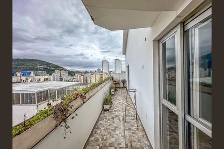 Apartamento à venda com 140m², 3 quartos e 1 vaga