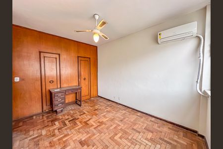Apartamento à venda com 140m², 3 quartos e 1 vaga