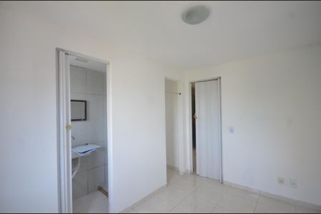 Studio de kitnet/studio para alugar com 1 quarto, 20m² em Irajá, Rio de Janeiro