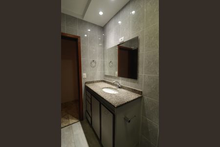 Casa para alugar com 500m², 3 quartos e 3 vagas Casa para alugar com 500m², 3 quartos e 3 vagasBanheiro 1