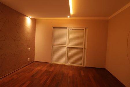 Casa para alugar com 500m², 3 quartos e 3 vagas Casa para alugar com 500m², 3 quartos e 3 vagasSuíte
