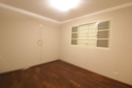 Casa para alugar com 500m², 3 quartos e 3 vagas Casa para alugar com 500m², 3 quartos e 3 vagasSuíte