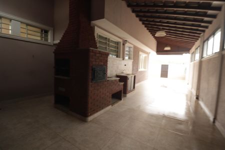 Casa para alugar com 500m², 3 quartos e 3 vagas Casa para alugar com 500m², 3 quartos e 3 vagasQuintal