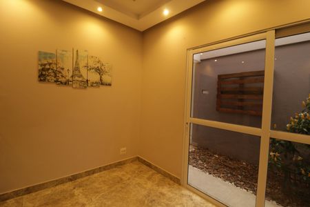 Casa para alugar com 500m², 3 quartos e 3 vagas Casa para alugar com 500m², 3 quartos e 3 vagasSala