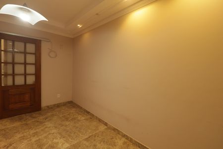 Casa para alugar com 500m², 3 quartos e 3 vagas Casa para alugar com 500m², 3 quartos e 3 vagasSala