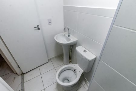 Apartamento para alugar com 37m², 2 quartos e sem vagaBanheiro