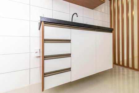 Apartamento à venda com 40m², 2 quartos e 1 vagaCozinha - Armários