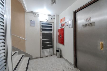 Apartamento à venda com 80m², 2 quartos e sem vagaHall de entrada