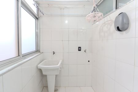 Apartamento à venda com 80m², 2 quartos e sem vagaCozinha e Área de Serviço