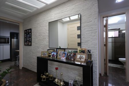 Hall de Entrada de apartamento à venda com 2 quartos, 71m² em Vila Oratorio, São Paulo