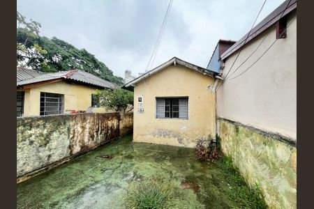 Casa à venda com 250m², 1 quarto e sem vagaQuintal