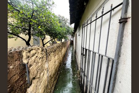 Casa à venda com 250m², 1 quarto e sem vagaCorredor