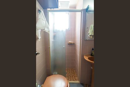 Apartamento à venda com 56m², 2 quartos e 1 vagaBanheiro Detalhe