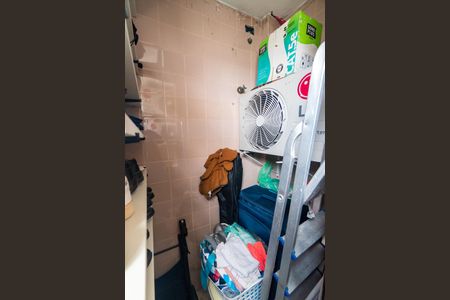 Apartamento à venda com 56m², 2 quartos e 1 vagaBanheiro de serviço