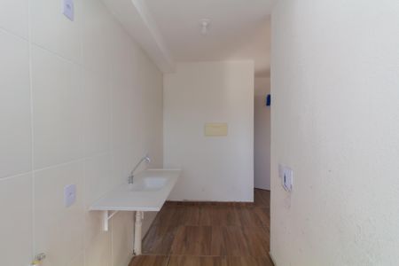 Apartamento para alugar com 43m², 2 quartos e sem vaga Apartamento para alugar com 43m², 2 quartos e sem vagaCozinha e Área de Serviço