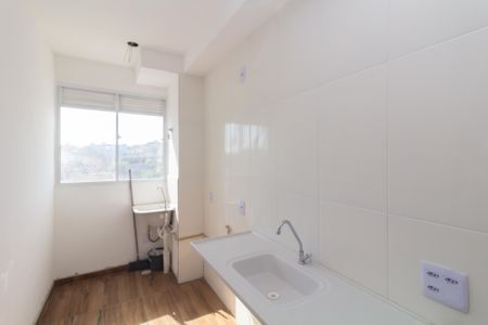Apartamento para alugar com 43m², 2 quartos e sem vaga Apartamento para alugar com 43m², 2 quartos e sem vagaCozinha e Área de Serviço