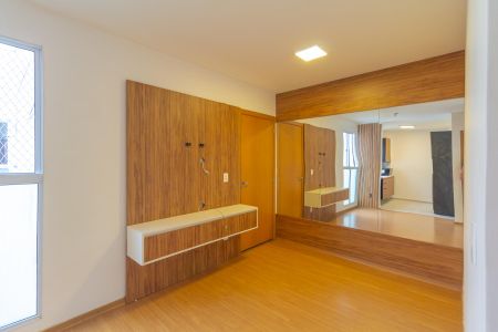 Sala de apartamento à venda com 2 quartos, 56m² em Igara, Canoas
