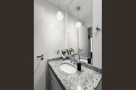 Banheiro de kitnet/studio à venda com 1 quarto, 48m² em Vila Arens, Jundiaí