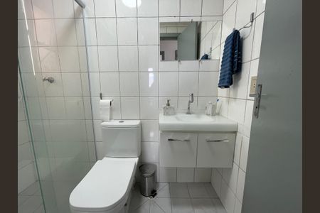 Apartamento à venda com 67m², 2 quartos e 1 vagaBanheiro Social