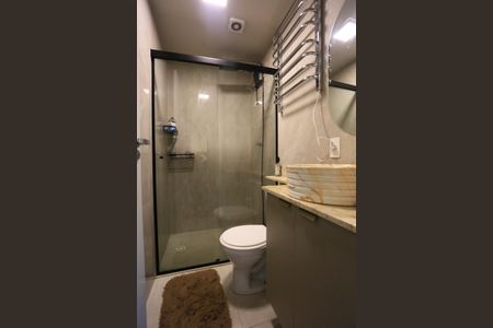 Apartamento à venda com 38m², 2 quartos e sem vaga Apartamento à venda com 38m², 2 quartos e sem vagaBanheiro