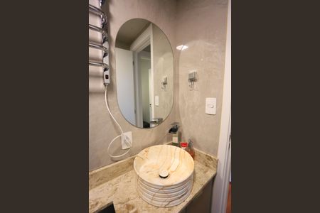 Apartamento à venda com 38m², 2 quartos e sem vaga Apartamento à venda com 38m², 2 quartos e sem vagaBanheiro