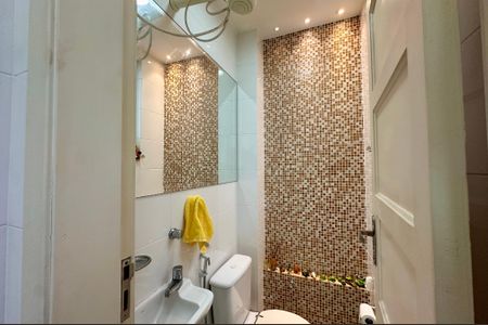 Apartamento à venda com 147m², 3 quartos e 1 vagaÁrea de Serviço