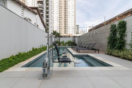 Apartamento à venda com 25m², 1 quarto e sem vaga Apartamento à venda com 25m², 1 quarto e sem vagaÁrea comum - Piscina
