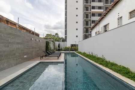 Apartamento à venda com 25m², 1 quarto e sem vaga Apartamento à venda com 25m², 1 quarto e sem vagaÁrea comum - Piscina