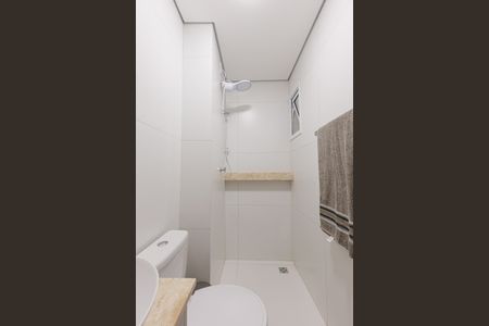 Studio para alugar com 35m², 1 quarto e 2 vagas Studio para alugar com 35m², 1 quarto e 2 vagasBanheiro