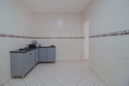 Casa para alugar com 120m², 2 quartos e 2 vagasCozinha