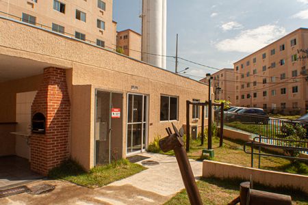 Apartamento para alugar com 44m², 2 quartos e 1 vaga Apartamento para alugar com 44m², 2 quartos e 1 vagaÁrea comum - Salão de festas