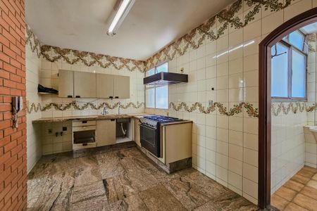 Cozinha  de apartamento à venda com 4 quartos, 180m² em Lourdes, Belo Horizonte