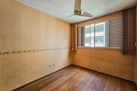 Quarto 2 de apartamento à venda com 4 quartos, 180m² em Lourdes, Belo Horizonte
