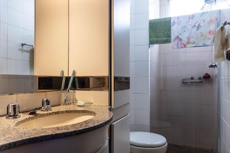 Apartamento para alugar com 120m², 4 quartos e 2 vagasBanheiro Social