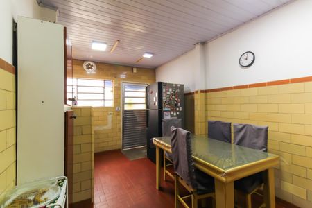 Casa à venda com 210m², 2 quartos e 1 vaga Casa à venda com 210m², 2 quartos e 1 vagaCozinha