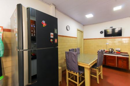 Casa à venda com 210m², 2 quartos e 1 vaga Casa à venda com 210m², 2 quartos e 1 vagaCozinha