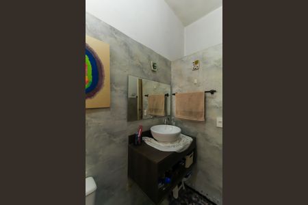 Casa à venda com 210m², 2 quartos e 1 vaga Casa à venda com 210m², 2 quartos e 1 vagaBanheiro 2