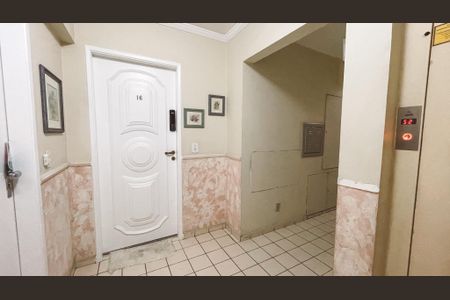 Apartamento à venda com 56m², 2 quartos e 1 vagaHall social