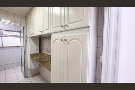 Apartamento à venda com 56m², 2 quartos e 1 vagaCozinha