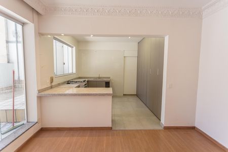 Apartamento para alugar com 150m², 5 quartos e 1 vaga Apartamento para alugar com 150m², 5 quartos e 1 vagaCozinha/Área de Serviço