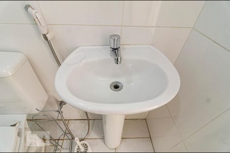 Casa à venda com 200m², 5 quartos e 3 vagasBanheiro casa 2