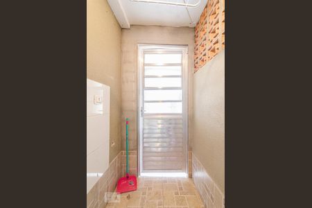 Casa à venda com 200m², 5 quartos e 3 vagasÁrea de serviço casa 2