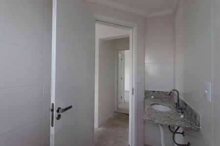 Apartamento à venda com 55m², 2 quartos e 2 vagasBanheiro da Suíte