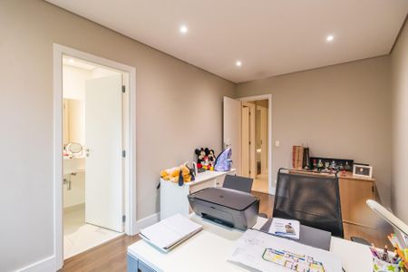 Apartamento à venda com 181m², 3 quartos e 4 vagasSuíte 1