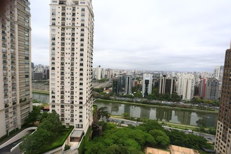 Apartamento à venda com 40m², 2 quartos e 1 vaga Apartamento à venda com 40m², 2 quartos e 1 vagaVista do Quarto 2