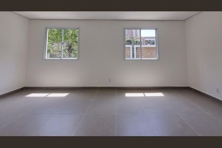 Apartamento à venda com 40m², 2 quartos e 1 vaga Apartamento à venda com 40m², 2 quartos e 1 vagaÁrea comum