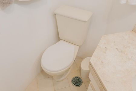 Apartamento à venda com 55m², 2 quartos e 2 vagasBanheiro Social